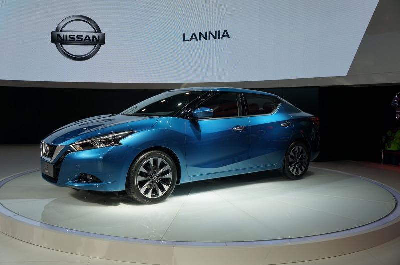  - Shanghai 2015 live : Nissan Lannia 1