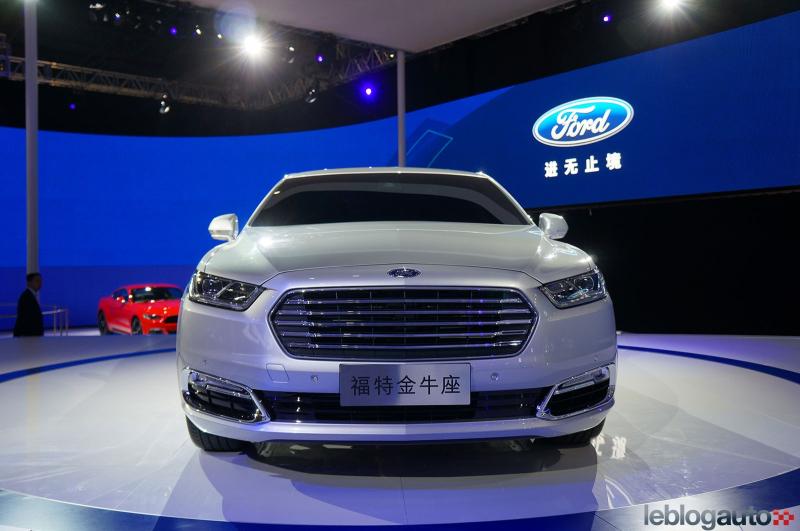  - Shanghai 2015 live : Ford Taurus 1