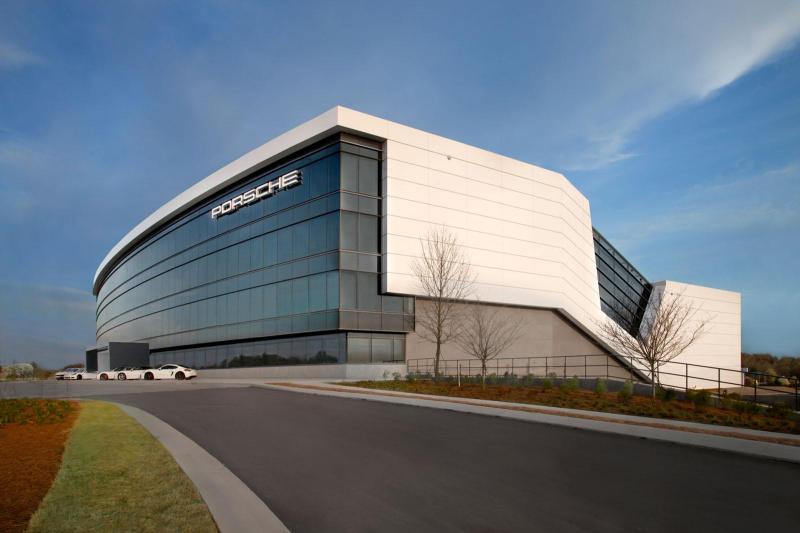  - Porsche ouvre un nouvel Experience Center à Atlanta 1