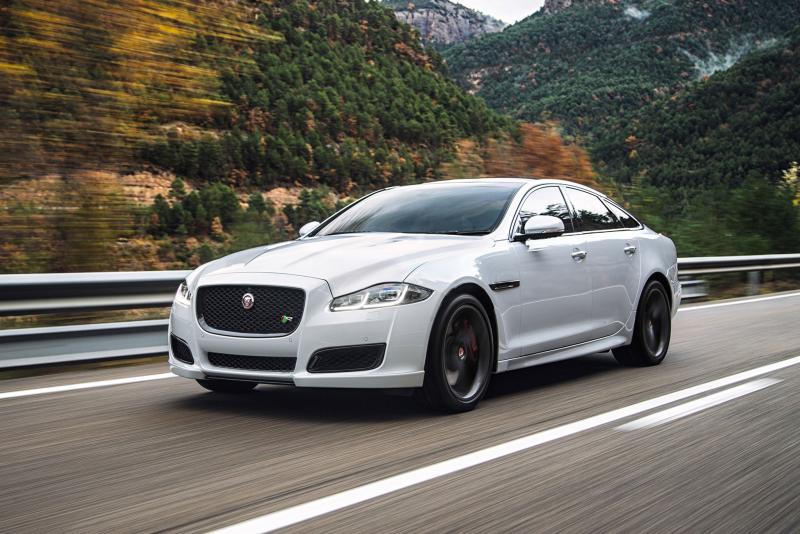  - Jaguar XJ, connectivité et Autobiography 1