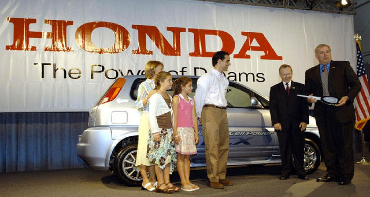 [Dix ans déjà] La Honda FCX chez des vrais gens