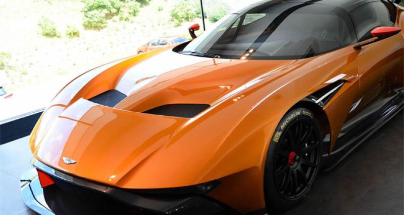  - Aston Martin Vulcan : orange mécanique