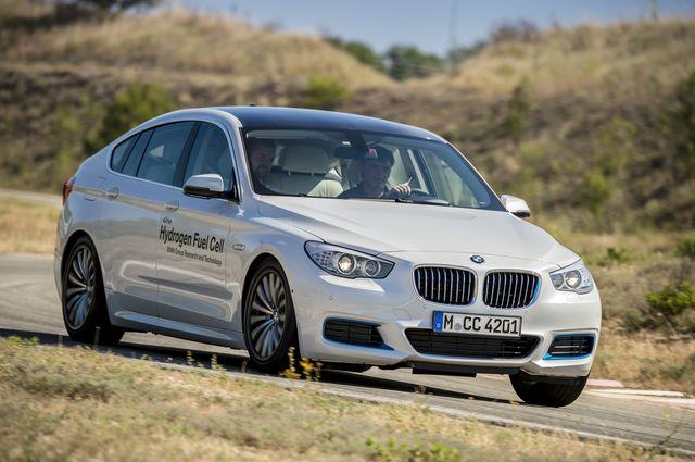 BMW présente ses nouvelles technologies moteur, dont la pile à combustible 2
