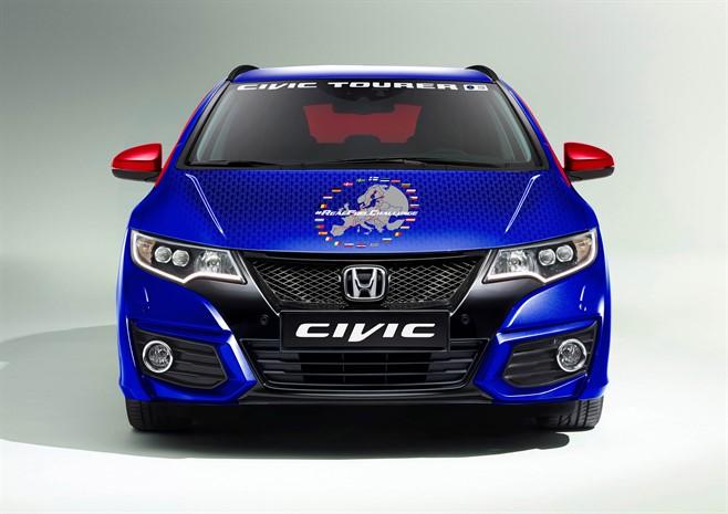  - Une Honda Civic Tourer sobre comme un chameau 1