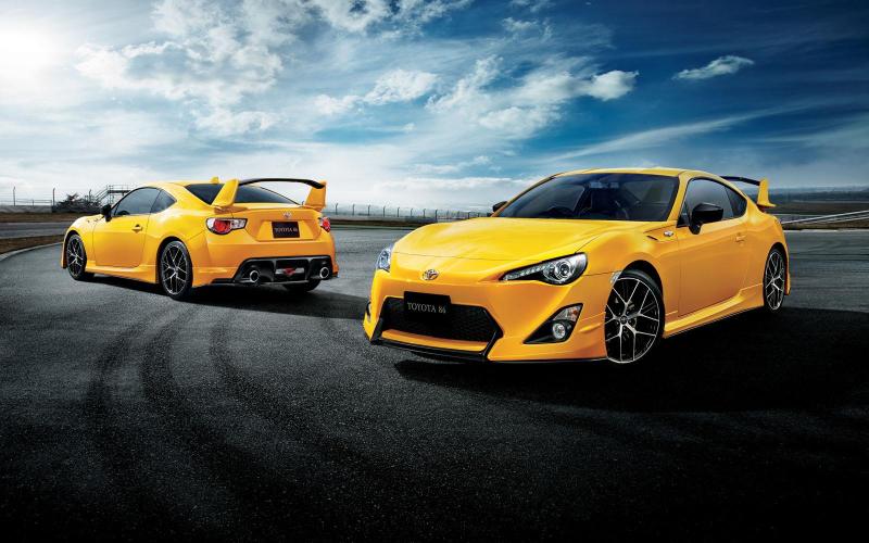  - Toyota GT86 Yellow Limited 1
