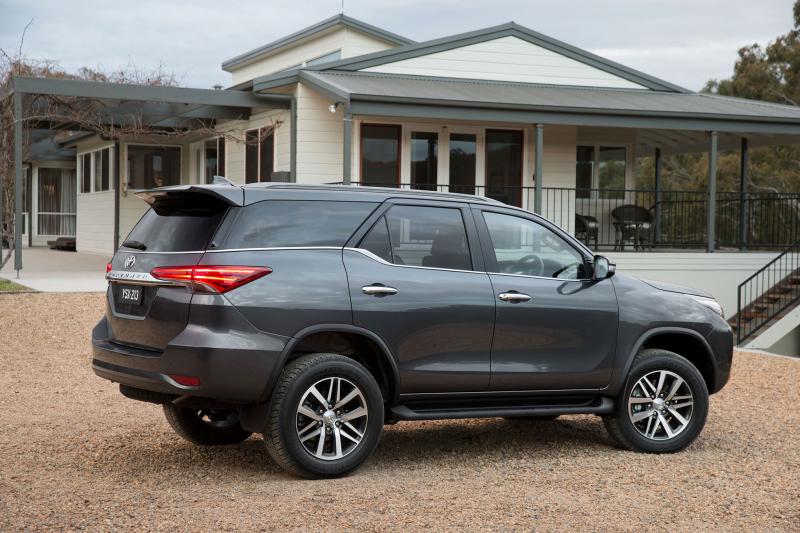  - Toyota Fortuner, le chainon manquant 1