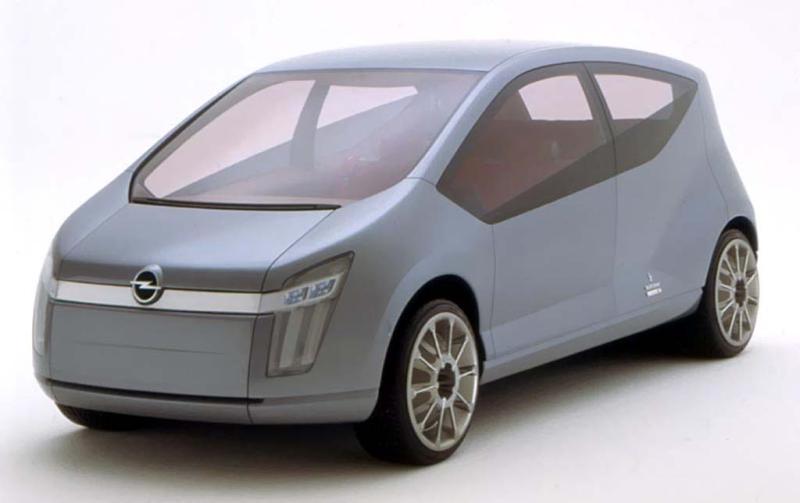  - Les concepts Bertone : Opel Filo (2001) 1