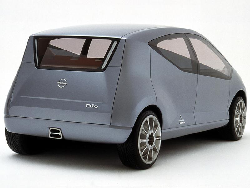  - Les concepts Bertone : Opel Filo (2001) 1