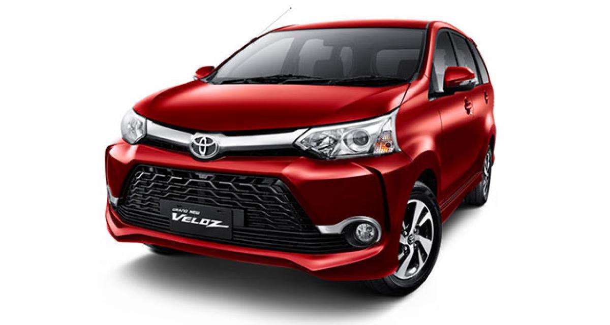 Jakarta 2015 : Toyota Avanza et Daihatsu Xenia