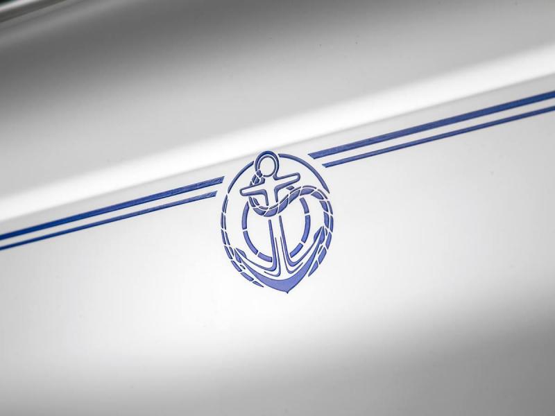  - Rolls-Royce Phantom Nautica : unique 1