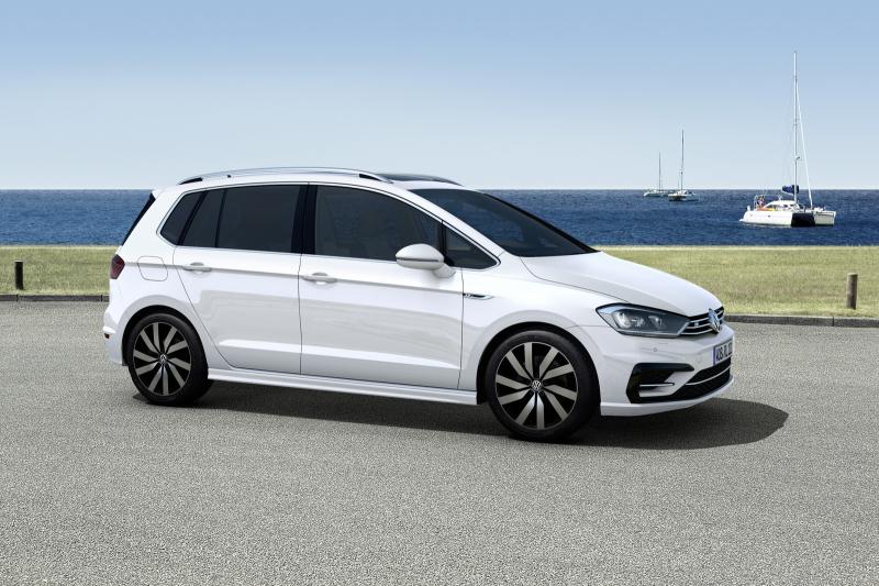  - Francfort 2015 : Volkswagen Golf Sportsvan R-Line 1