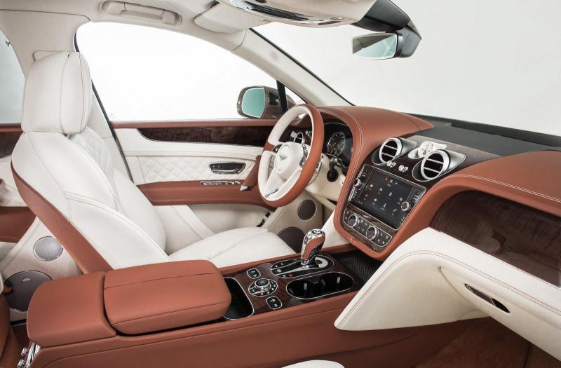  - Francfort 2015 : Bentley Bentayga 1