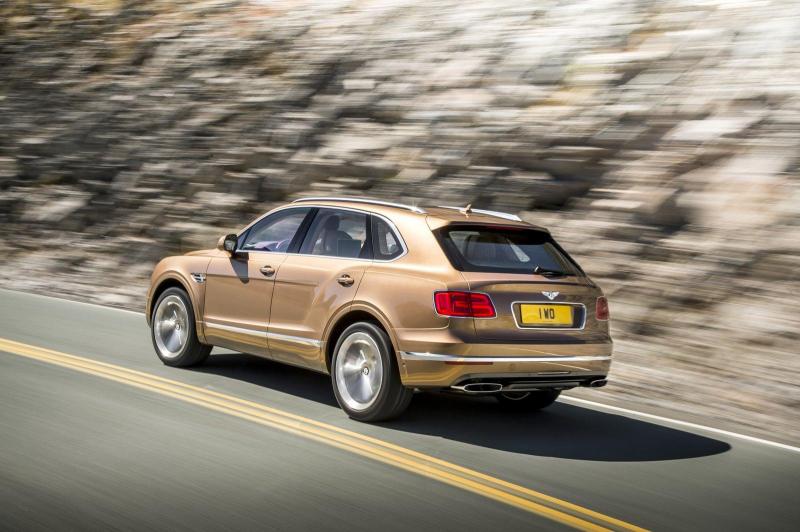  - Francfort 2015 : Bentley Bentayga 1