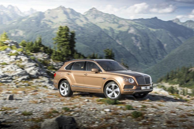  - Francfort 2015 : Bentley Bentayga 1