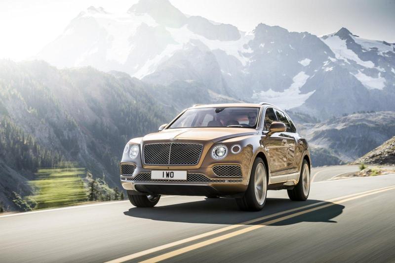  - Francfort 2015 : Bentley Bentayga 1