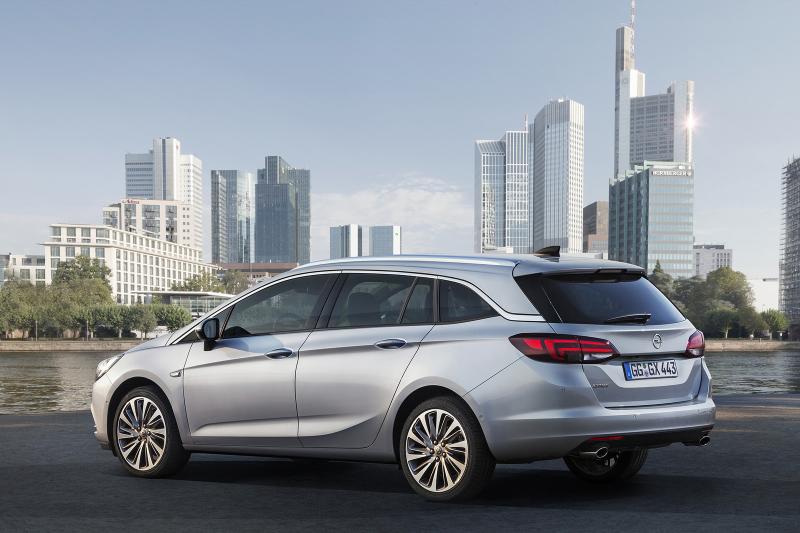  - Francfort 2015 : Opel Astra Sports Tourer 1
