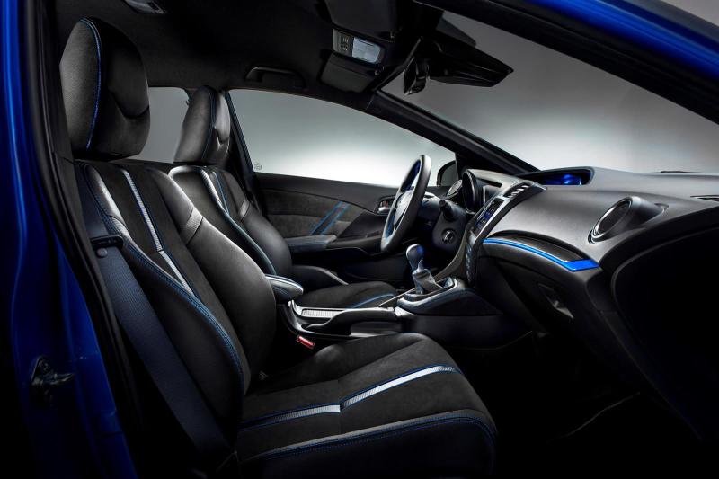  - Francfort 2015 : Honda Civic Tourer Active Life Concept 1
