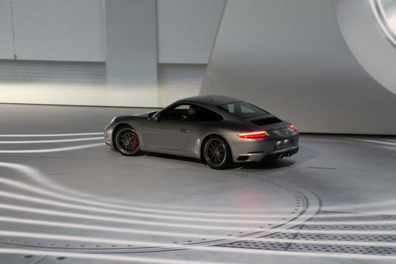  - Francfort 2015 live : Porsche 911 1