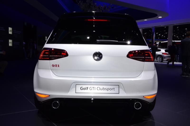  - Francfort 2015 live : Volkswagen Golf GTI Clubsport 1
