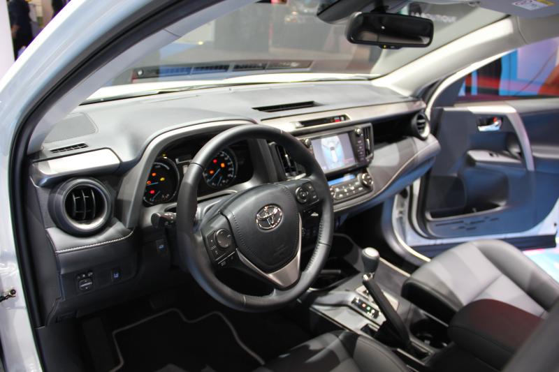  - Francfort 2015 live : Toyota Rav4 Hybrid 1