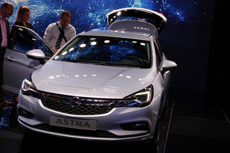  - Francfort 2015 live : Opel Astra Sports Tourer 1