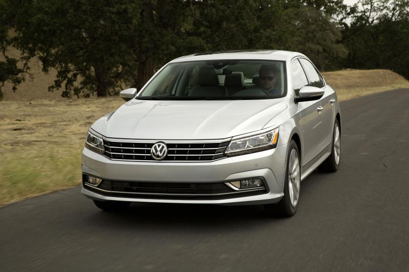  - En pleine tourmente, Volkswagen lance une nouvelle Passat aux Etats-Unis 1