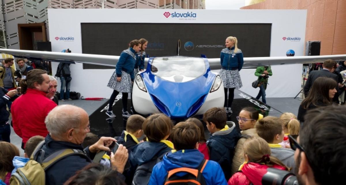 L'AeroMobil joue les mannequins à Milan