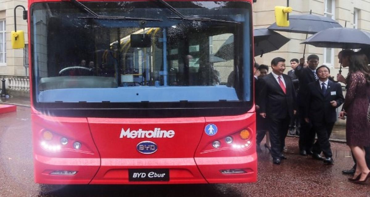 Xi Jinping et le bus à deux étages de Byd