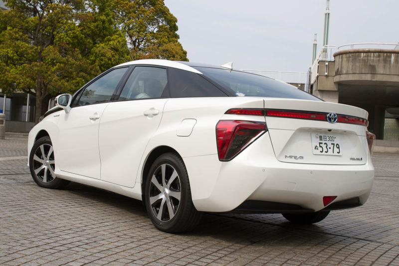  - Galop d'essai exclusif Toyota Mirai : Au volant 1