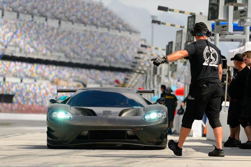  - La Ford GT de course s'affûte à Daytona 1