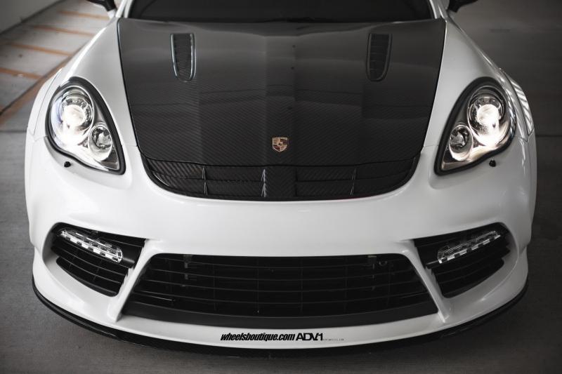  - Mansory et une Porsche Panamera Turbo 1