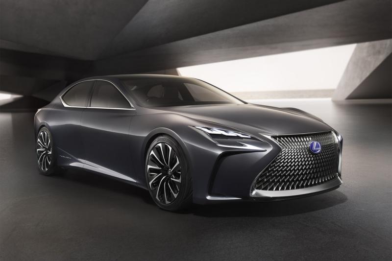  - Tokyo 2015 : Lexus LF-FC Concept 1