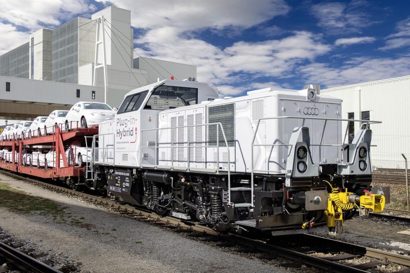  - Audi et une locomotive hybride rechargeable 1