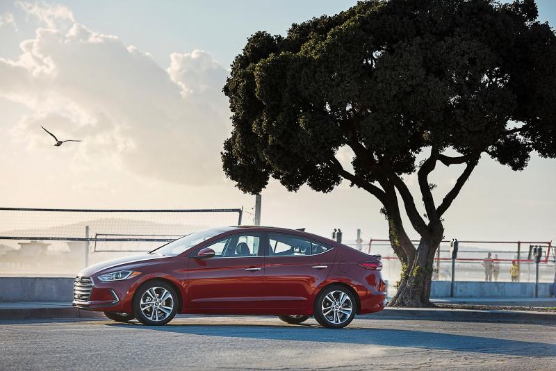  - Los Angeles 2015 : Hyundai Elantra 1