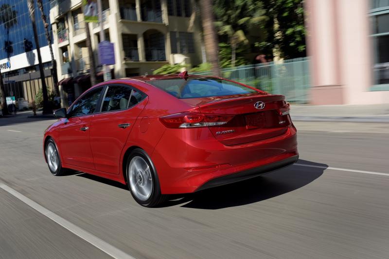  - Los Angeles 2015 : Hyundai Elantra 1