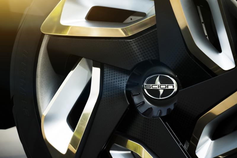 - Los Angeles 2015 : Scion C-HR Concept 1