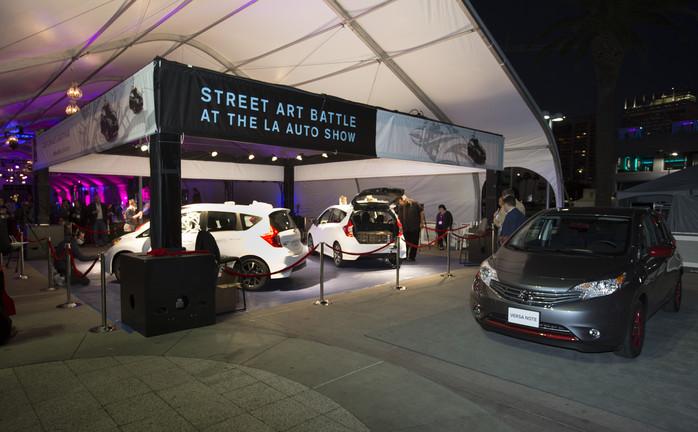  - Los Angeles 2015 : Nissan Versa Note Color Studio version street art 1