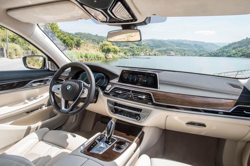Essai BMW Série 7 730d : La voiture du 22ème siècle 1