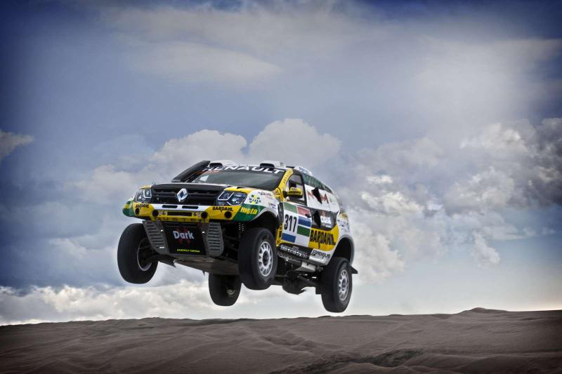 Ch. Lavieille pilote officiel Renault Duster Dakar Team se prépare pour la grande épopée 2