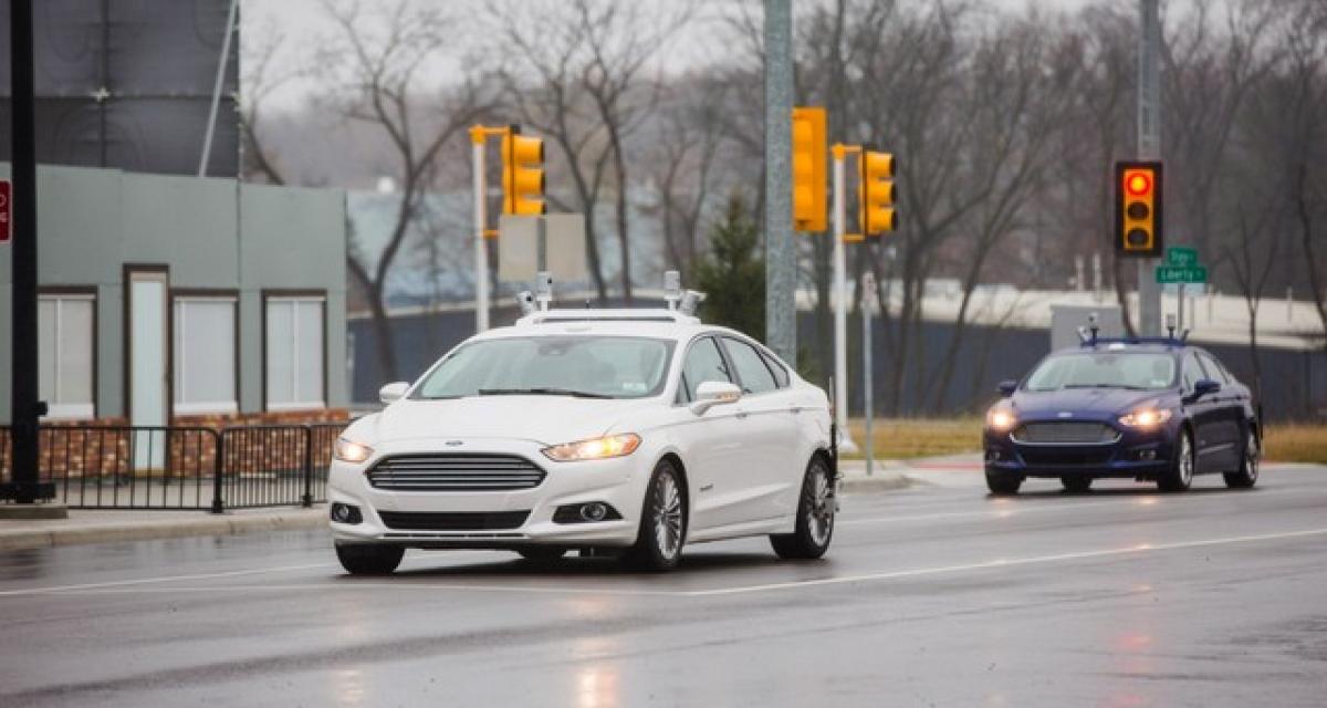CES 2016 : Ford accélère dans la voiture autonome