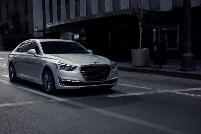  - Detroit 2016 : Genesis G90 1