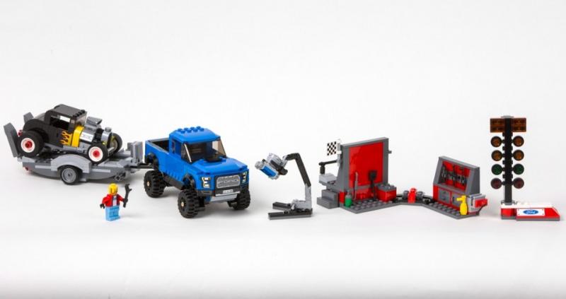  - Detroit 2016 : Lego Ford 1