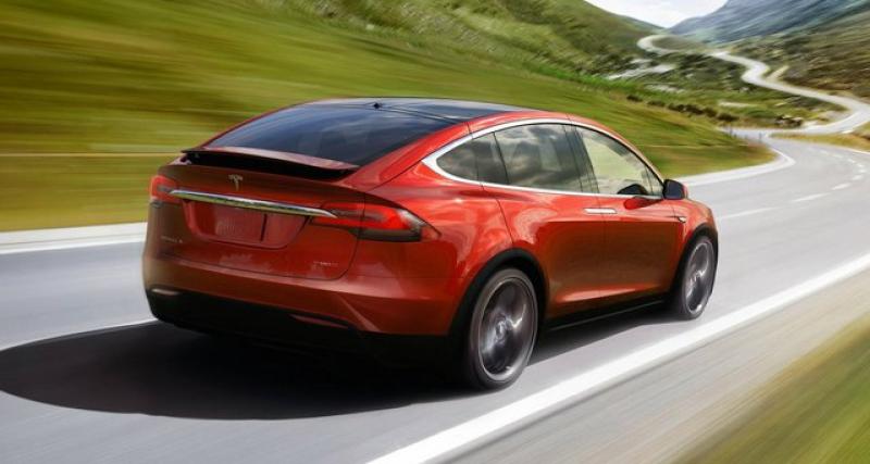 - Tesla Model X Red Signature en Chine