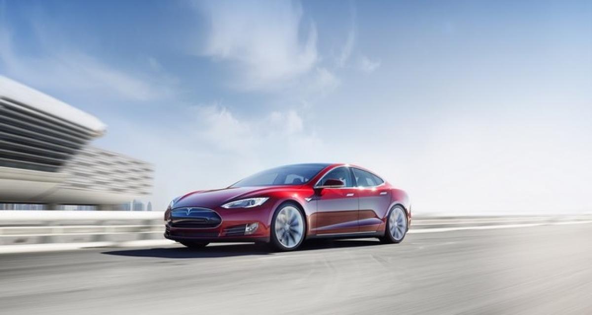 Tesla : un nouveau système de charge à distance en avril