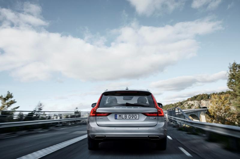  - Genève 2016 : Volvo V90 1