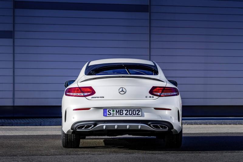  - Genève 2016 : Mercedes-AMG C43 4MATIC Coupé 1