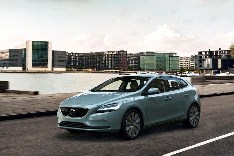  - Genève 2016 : Volvo V40 1