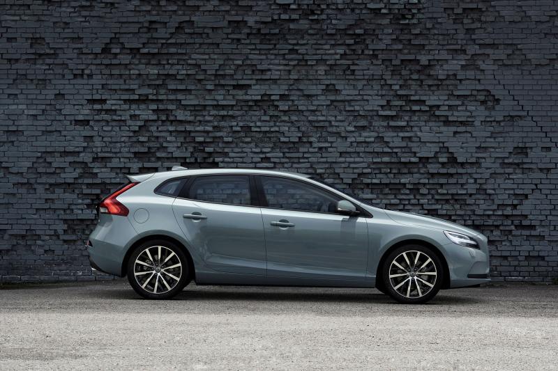  - Genève 2016 : Volvo V40 1