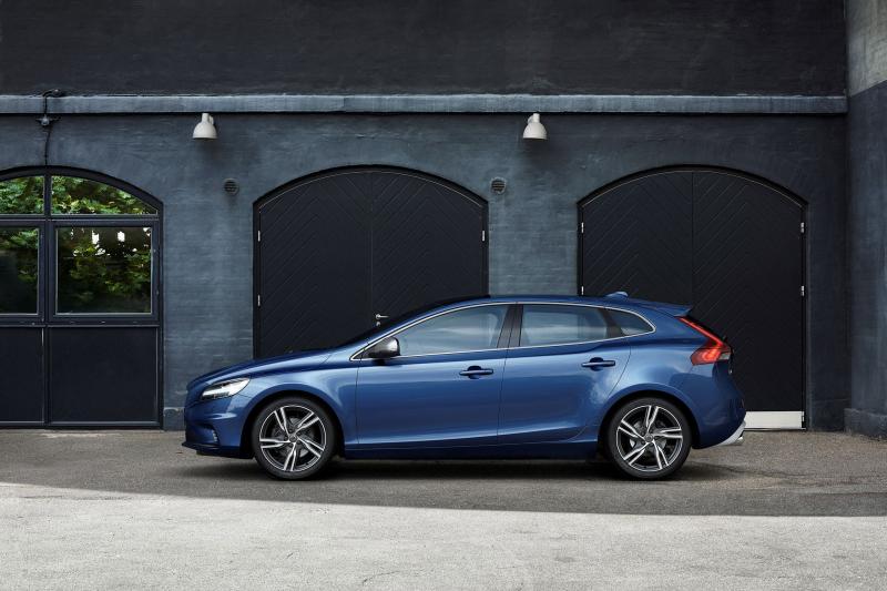  - Genève 2016 : Volvo V40 1