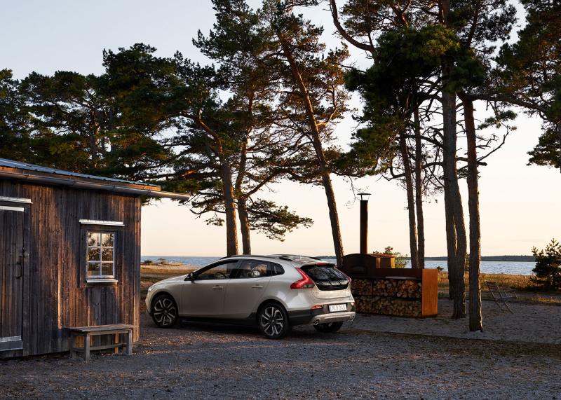  - Genève 2016 : Volvo V40 1